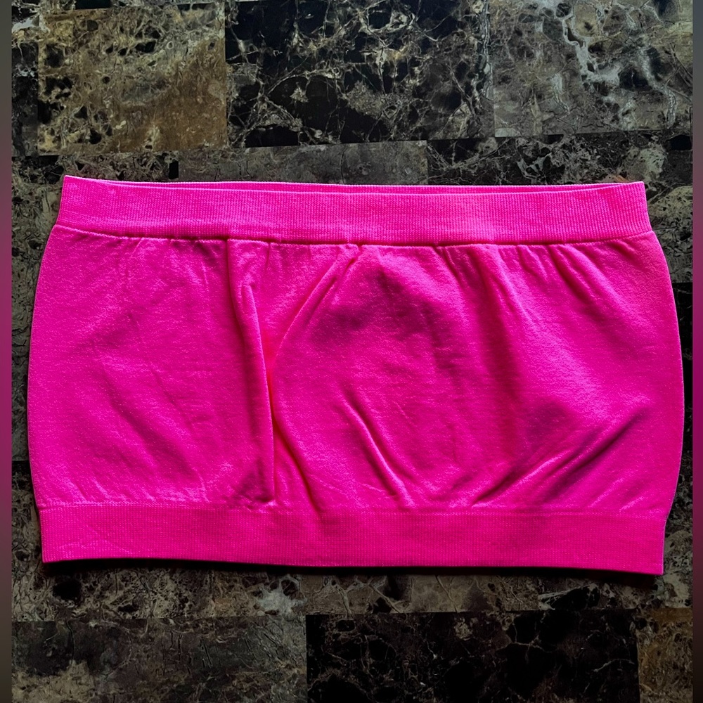 🦋3For$20🦋 NWT Pink Stellos Strapless Halter Top